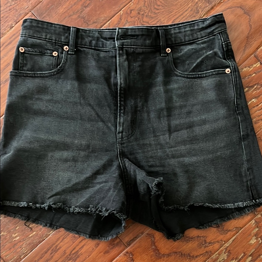 American Eagle Women's Stretch Black Denim Shorts